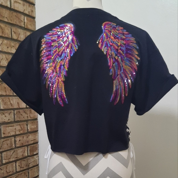 Black Graphic Crop Top with Lace-Up Sides - Picture 4 of 6